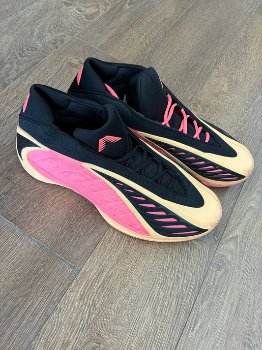 14 Adidas black/orange Mens Shoe