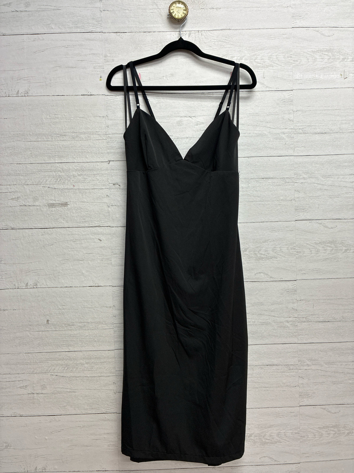 Size XL Seni & Cade Black GOWN
