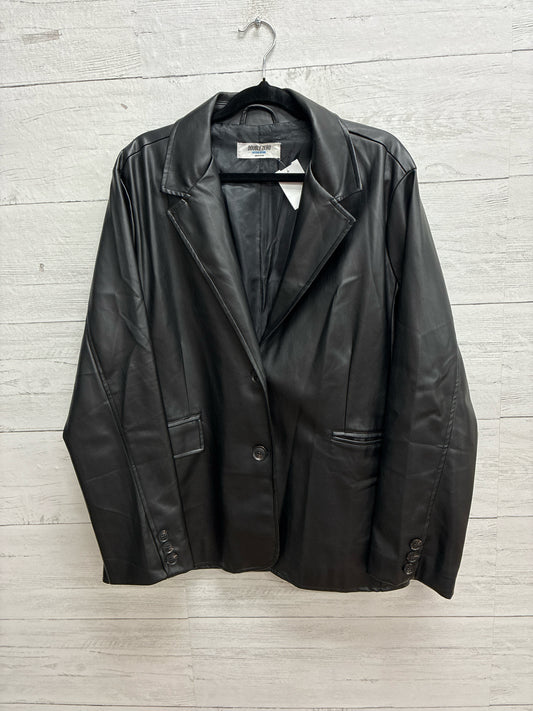 Size M Double Zero Black Womens Coat