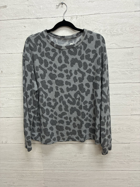 Size M Gray Womens Sweater