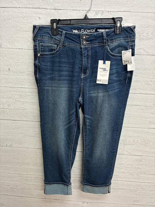 Size 14 Wallflower Womens Capri