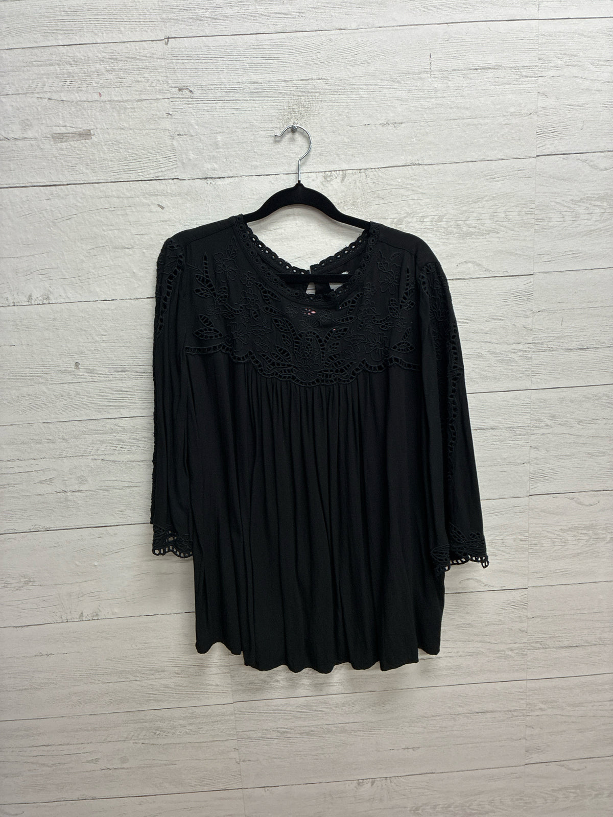 Size 3 Chico's Black Womens Shirt