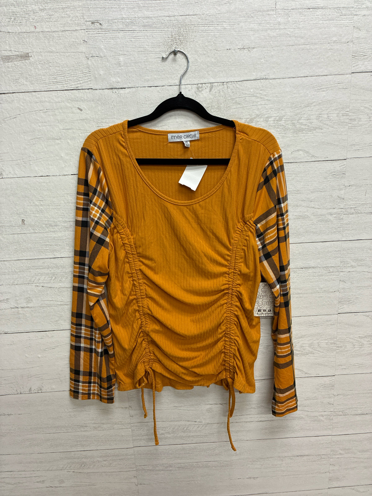 Size XL Inner Circle Gold Womens Shirt