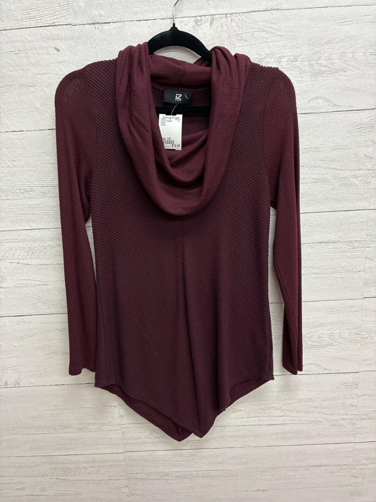 Size XS iz byer maroon Womens Sweater