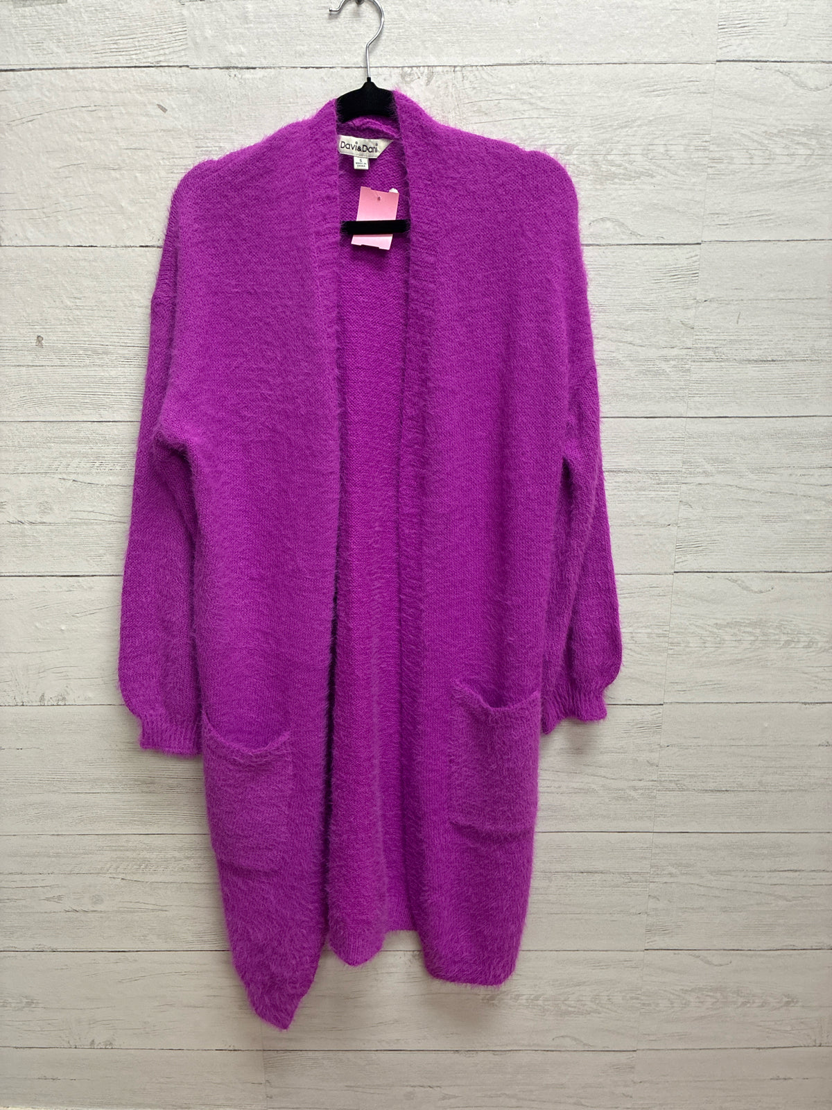 Size S DAVI & DANI Fuschia Womens Sweater