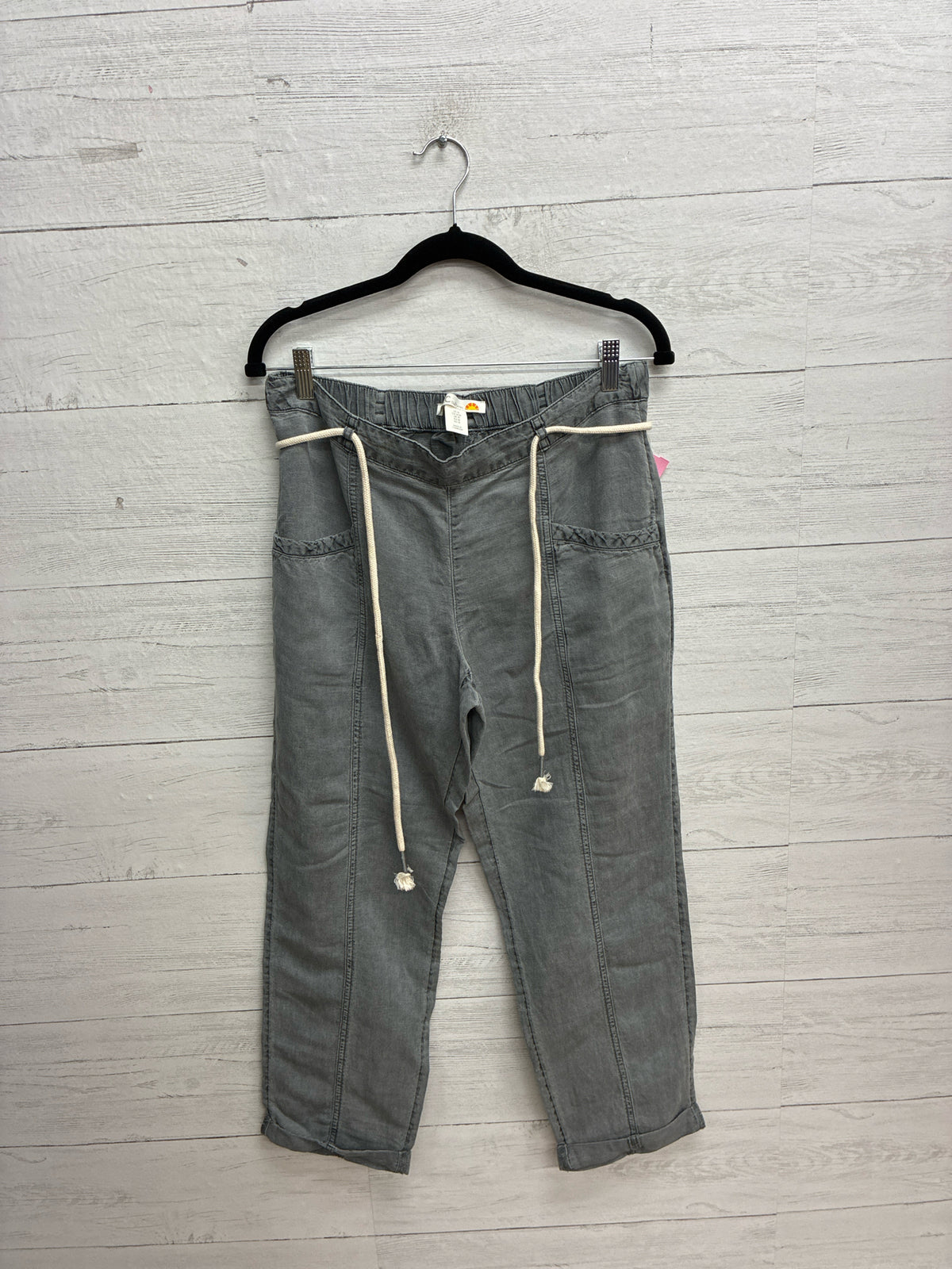 Size M C&C Grey Womens Pants