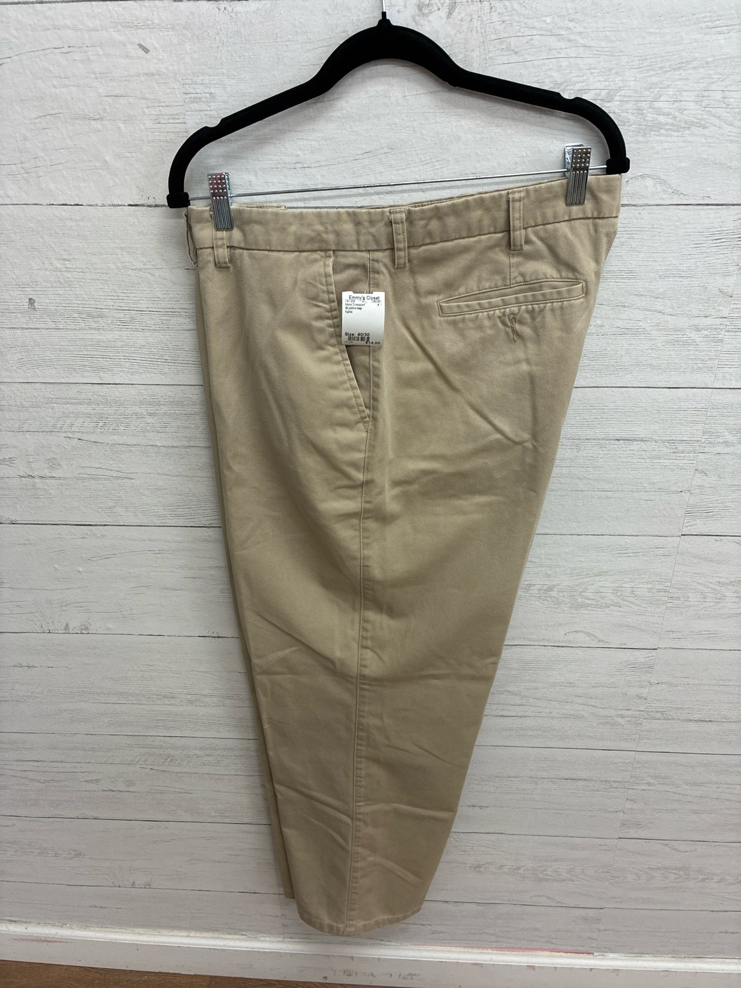 Size 40/30 St johns bay Kahki Mens Dresspant