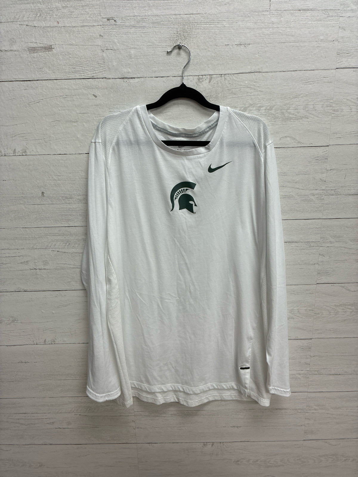 Size XL Nike White Mens Shirt