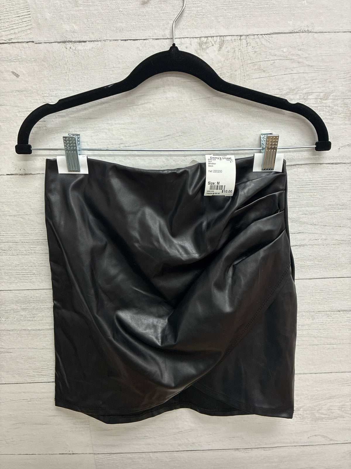Size M Windsor Black Skirt