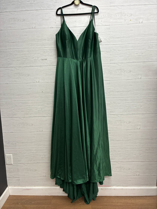 Size 24 Alyce Green GOWN