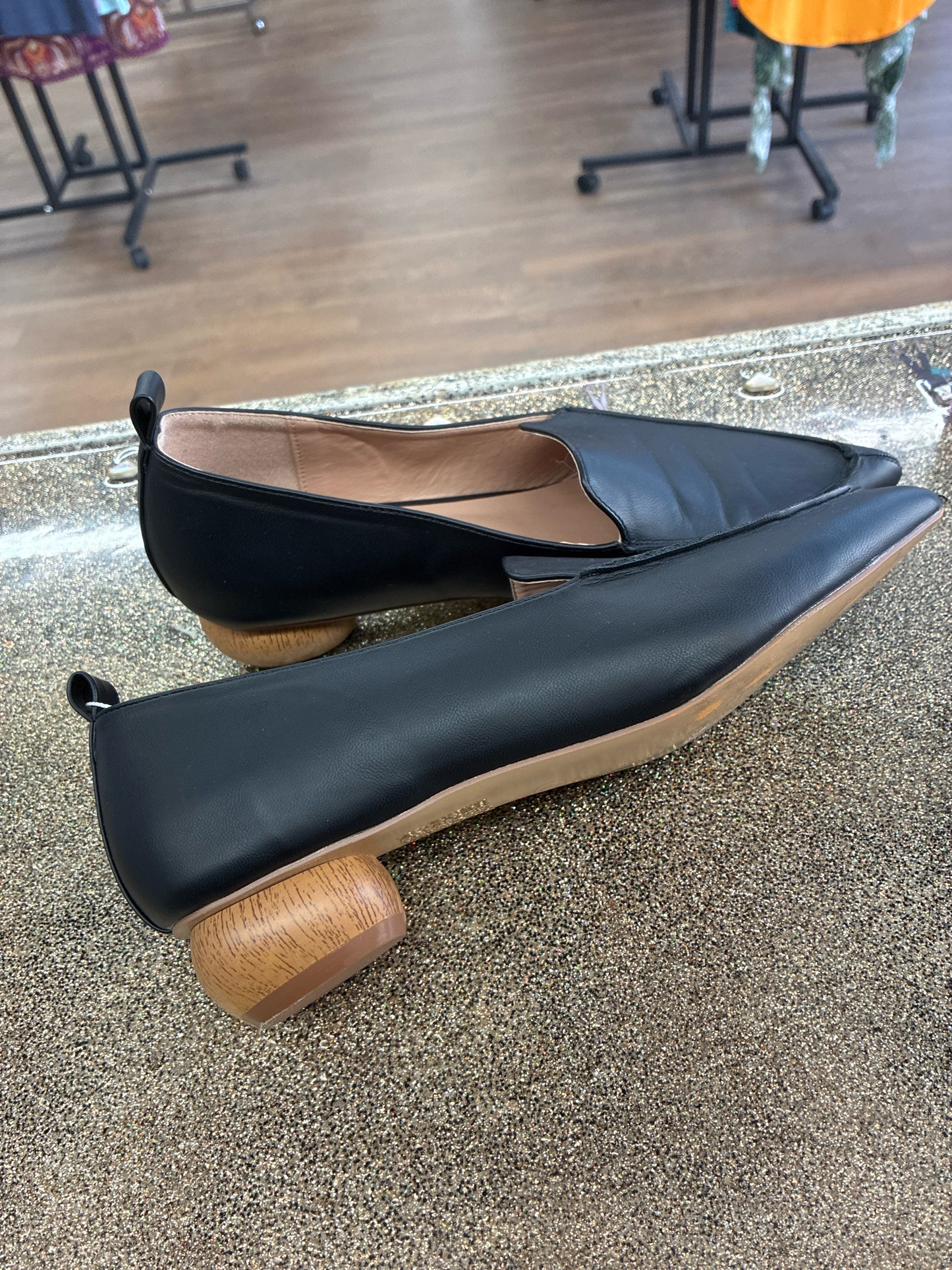 9 Journee Collection Black Womens Shoe