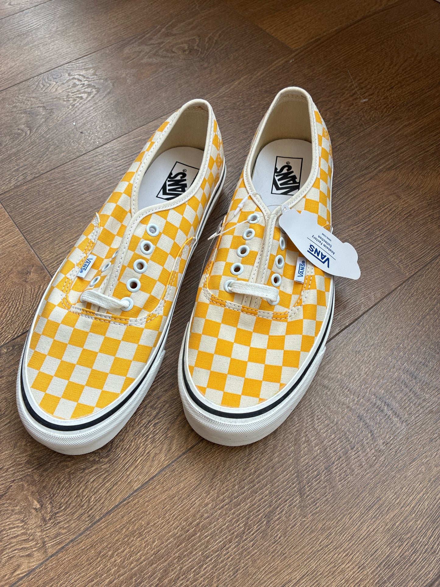 12 Vans Yellow Mens Shoe