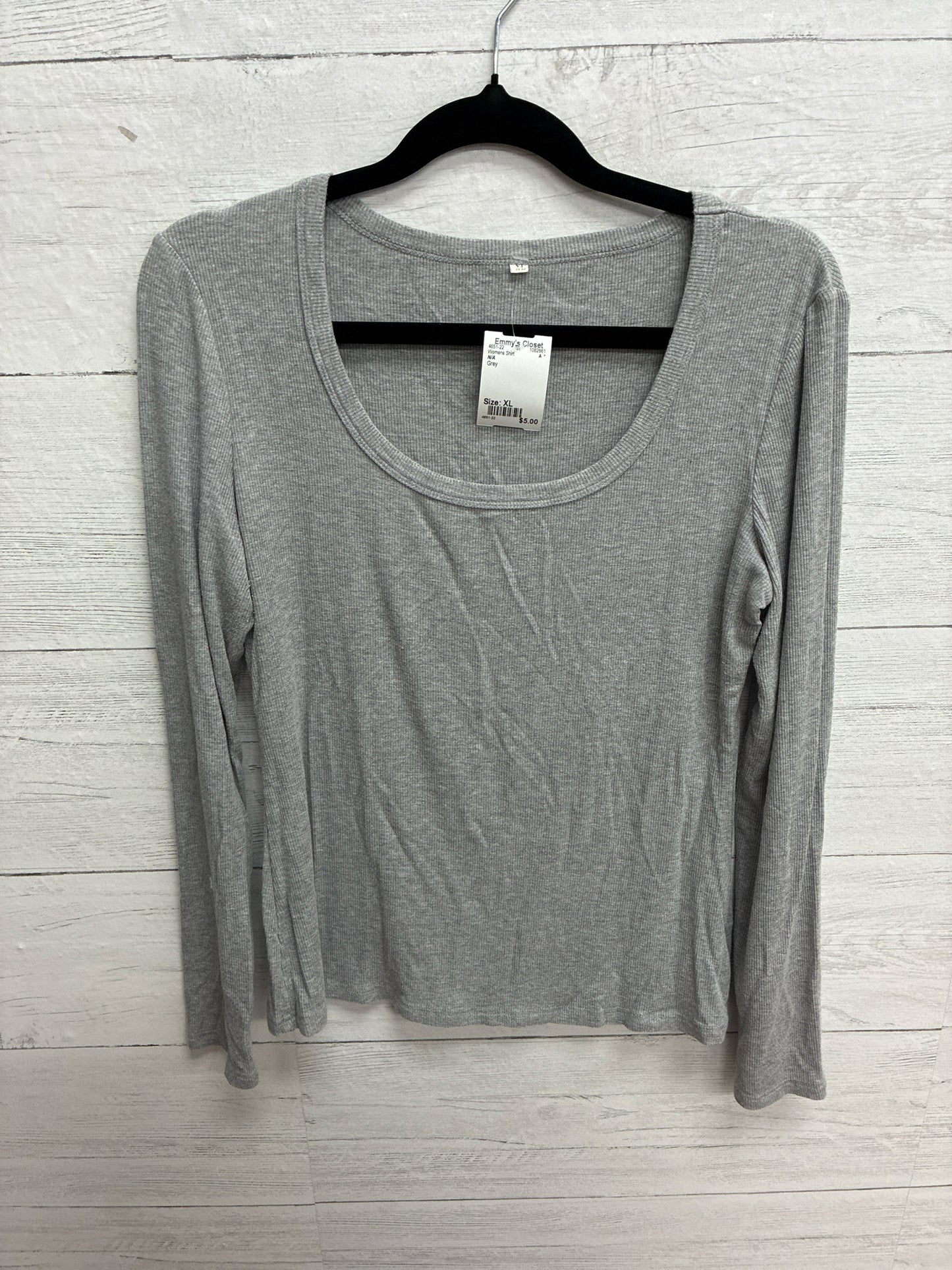 Size XL N/A Grey Womens Shirt