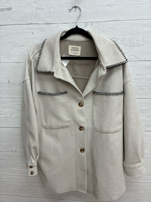 Size L 26 International Tan Womens Shacket
