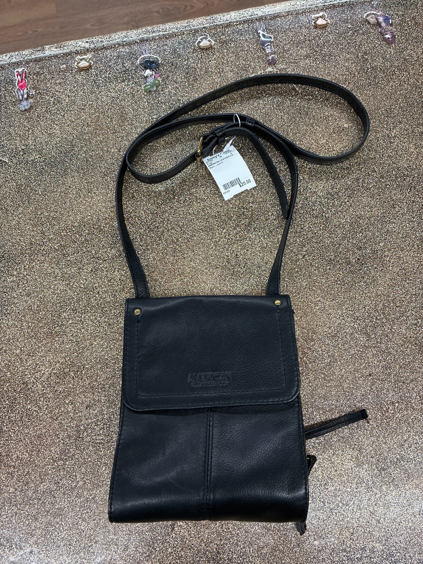 AMERICAN LEATHER CO Black Purse