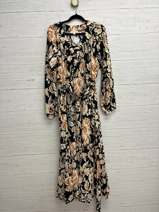Size M Vanilla Bay BLACK FLORAL Dress/Evening Wear