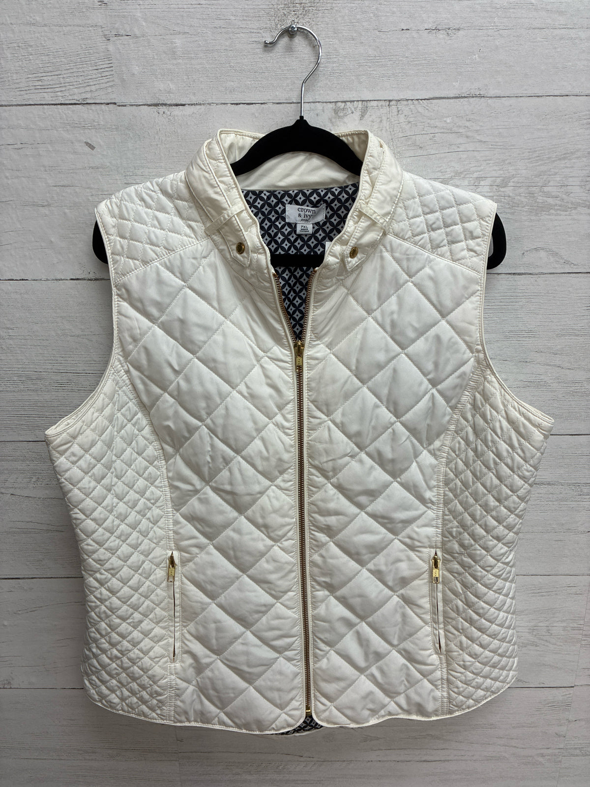 Size XL P crown & ivy White Womens Vest