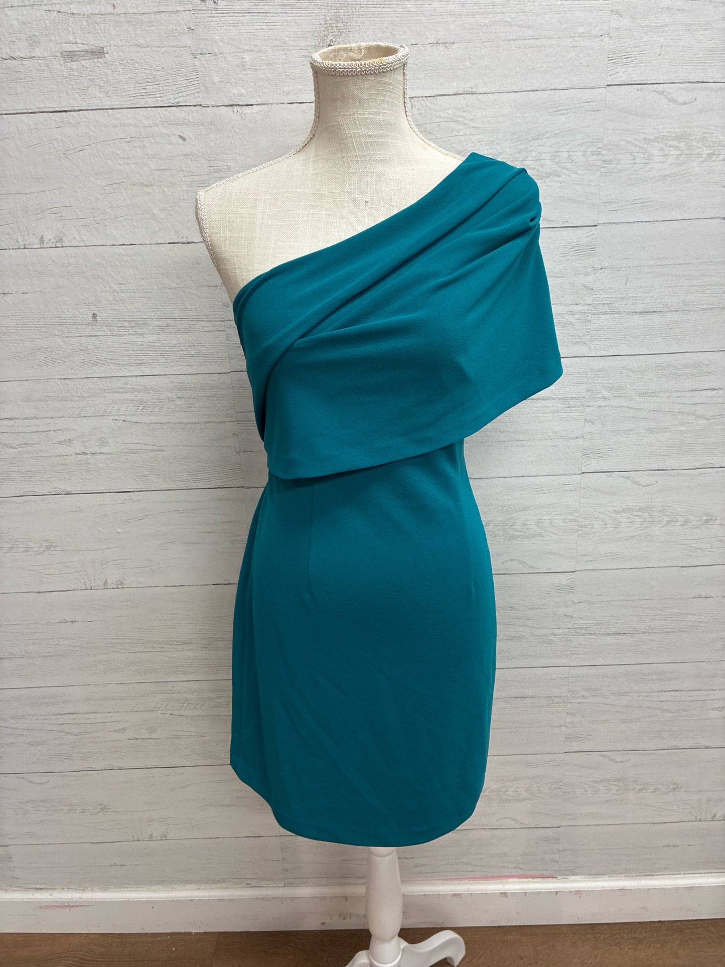 Size 8 trina turk Teal GOWN