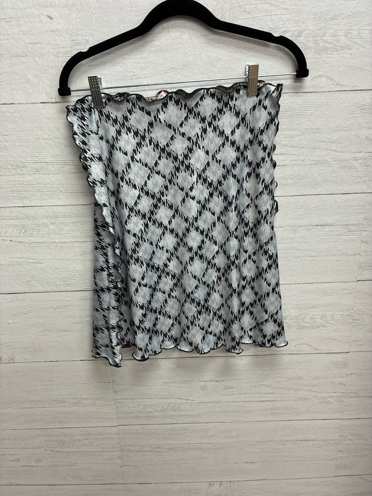 Size M Haystacks Gray Skirt