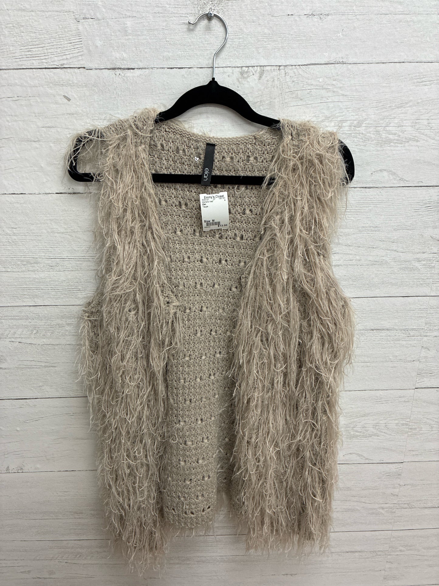 Size M Elan Taupe Womens Vest