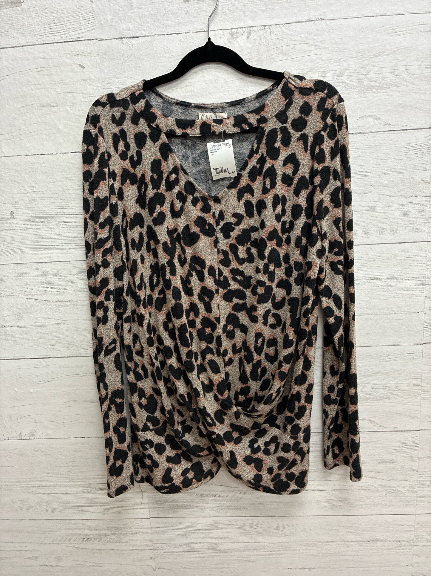 Size M Maurices Tan Womens Shirt
