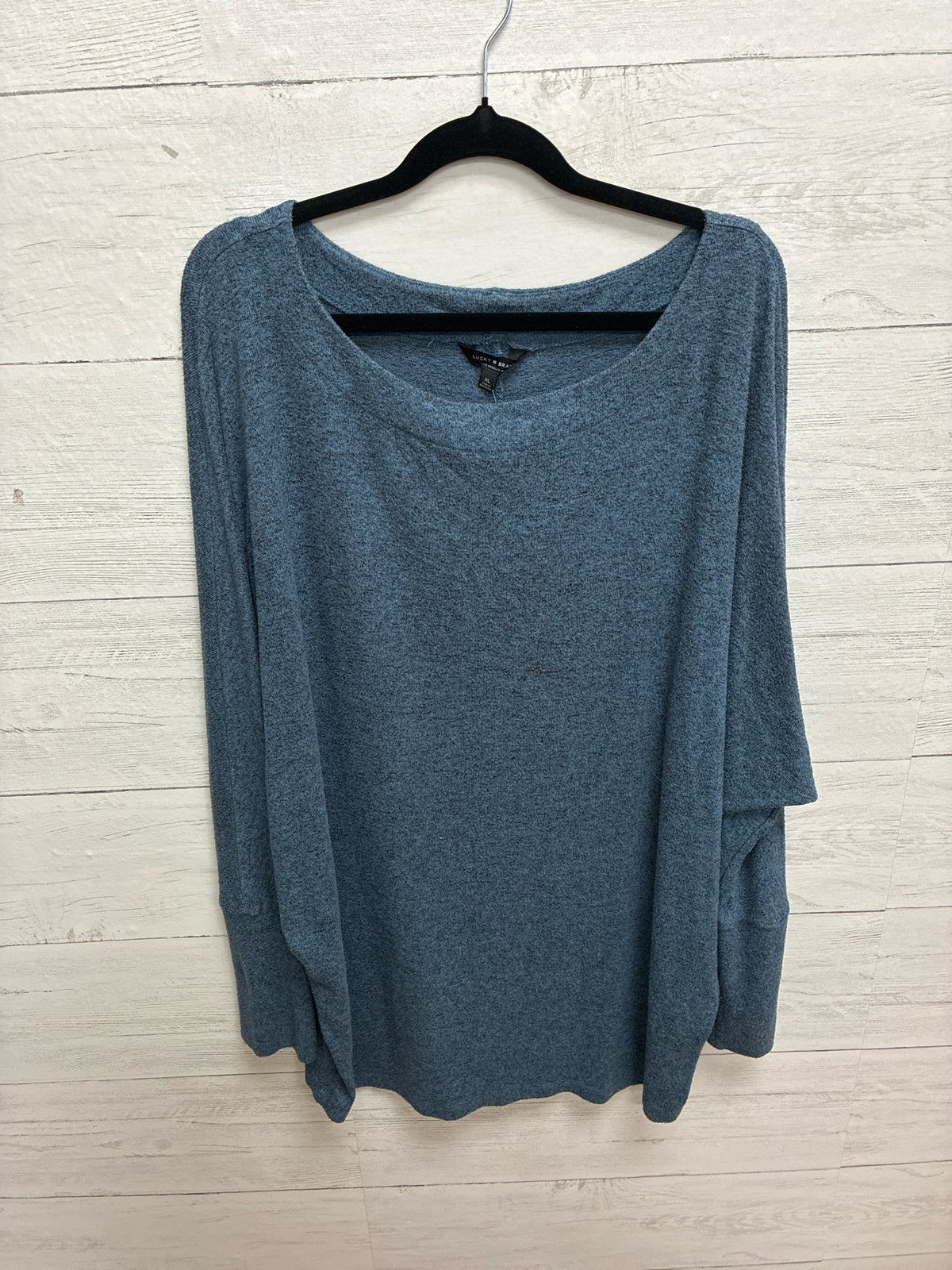 Size XL Lucky Blue Womens Shirt