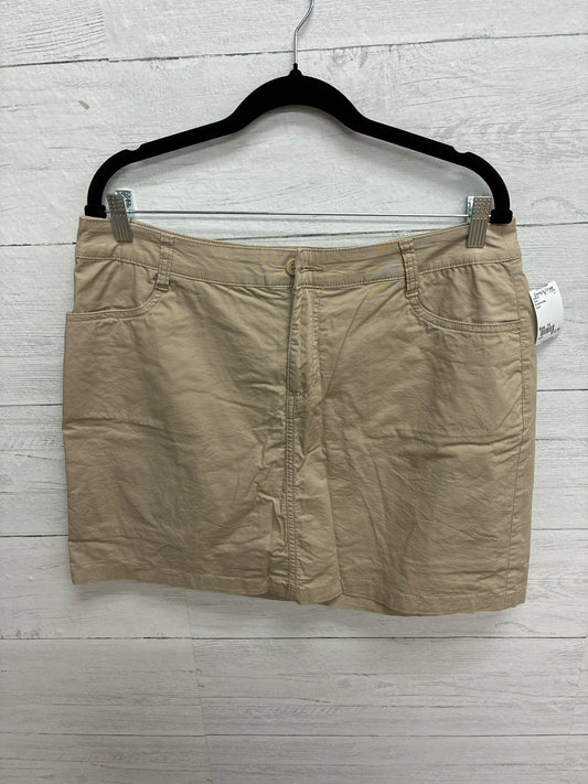 Size 14 St johns bay Kahki Skort