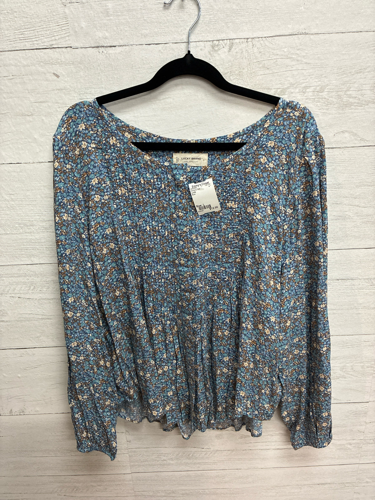 Size L Lucky Blue Womens Shirt