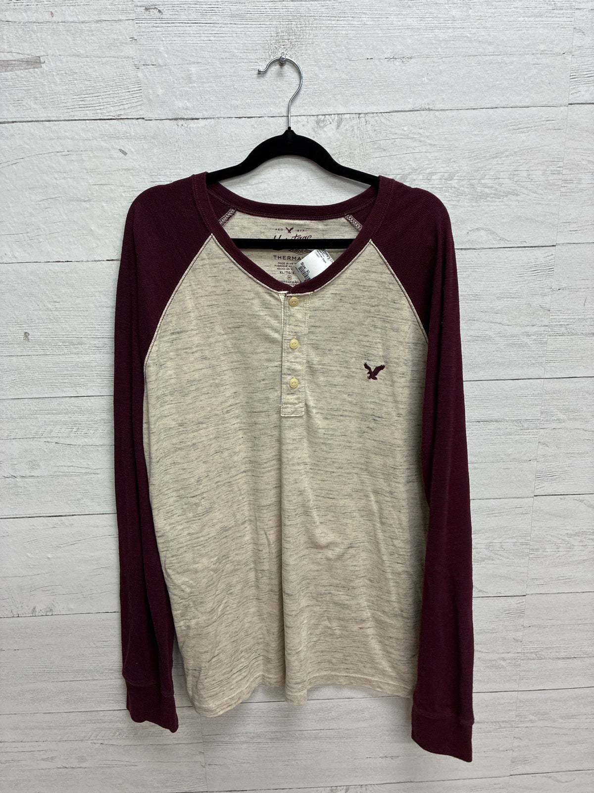 Size XL American Eagle Cream Mens Shirt