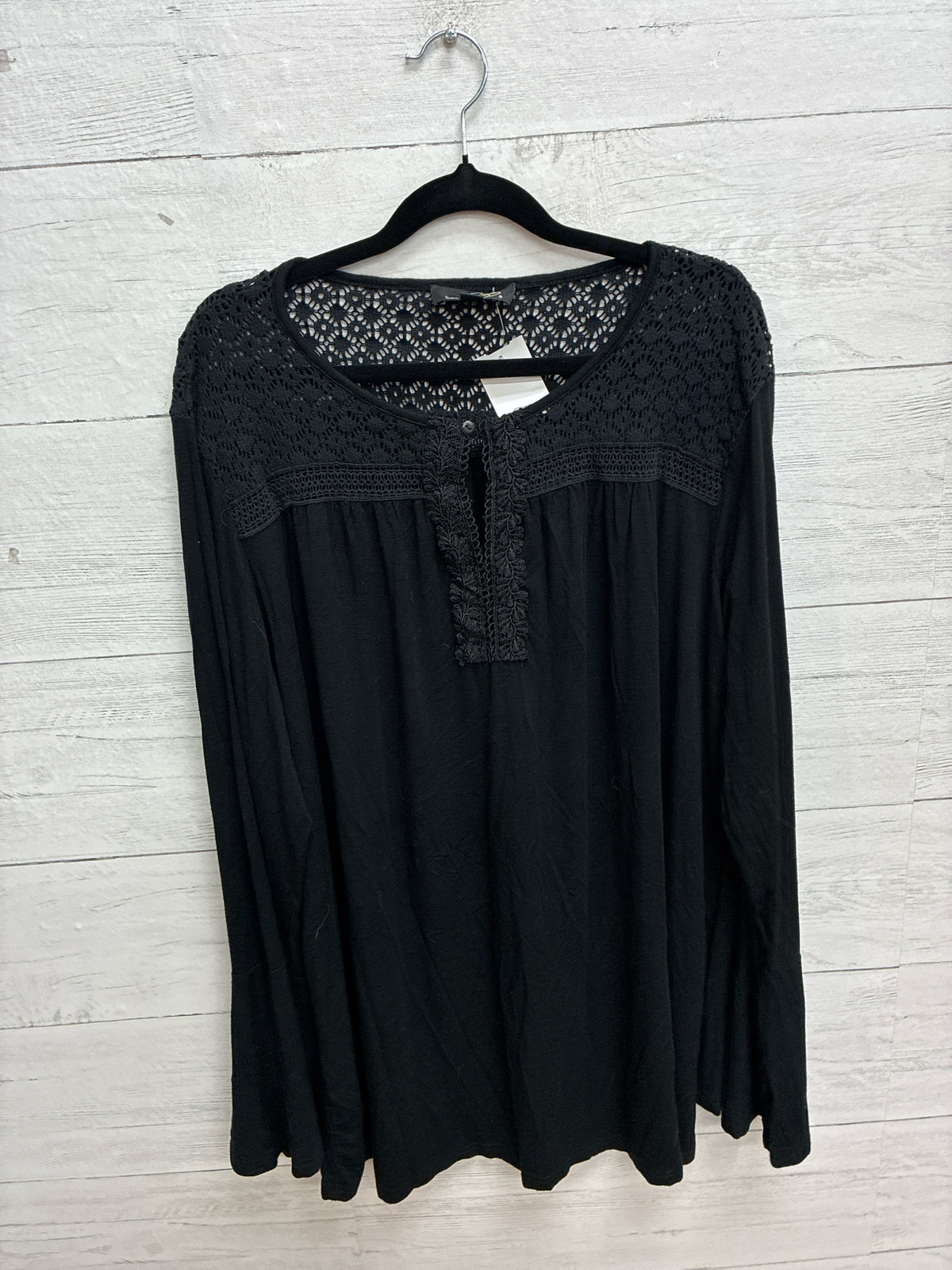 Size 1X Suzanne Betro Black Womens Shirt
