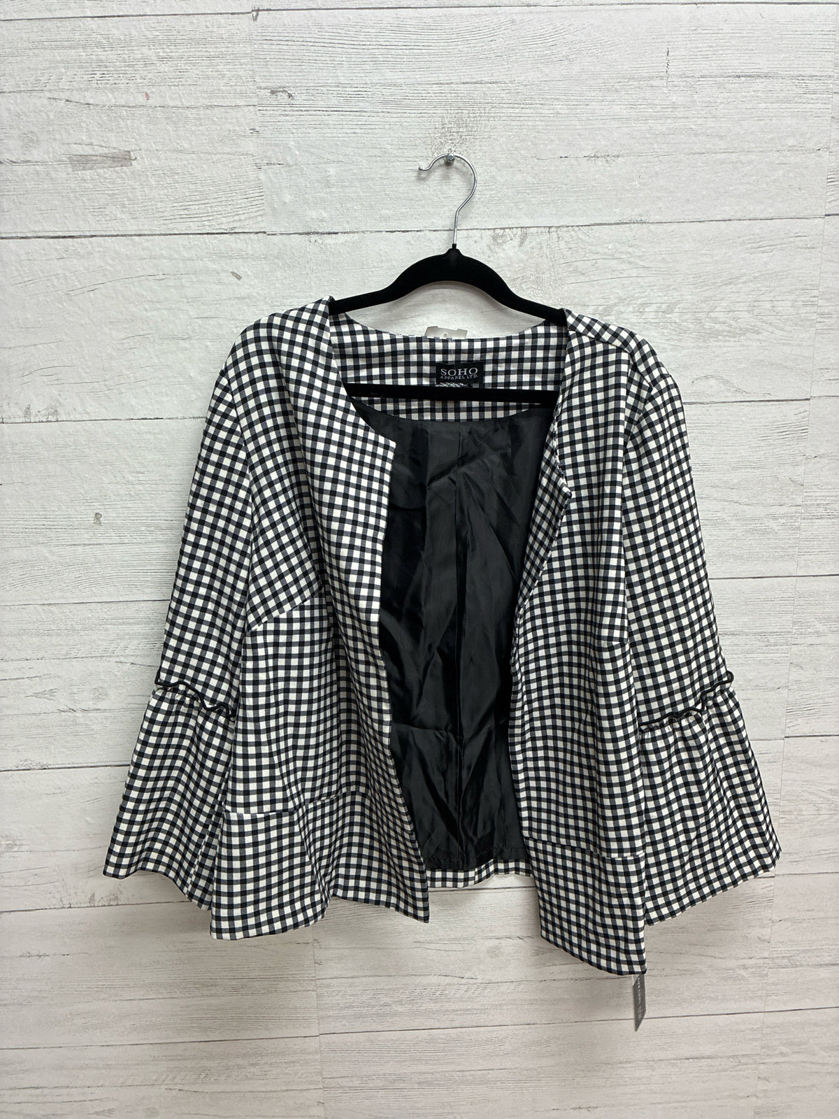 Size 1X Soho Black/White Womens Blazer