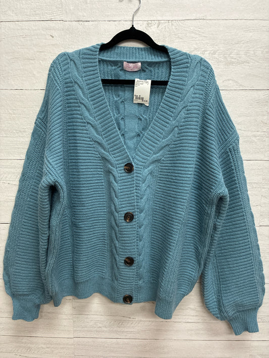 Size M Pink Lily Blue Womens Sweater