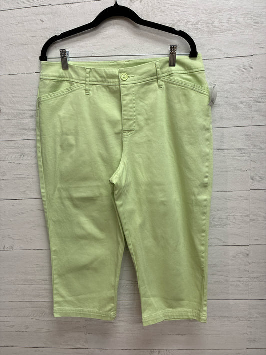 Size 14 St johns bay Green Womens Capri