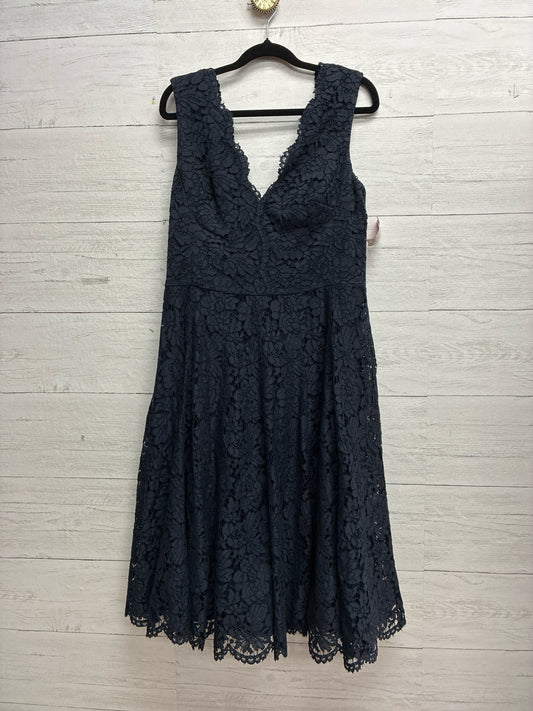 Size 12 Vera Wang Navy Dress/Evening Wear