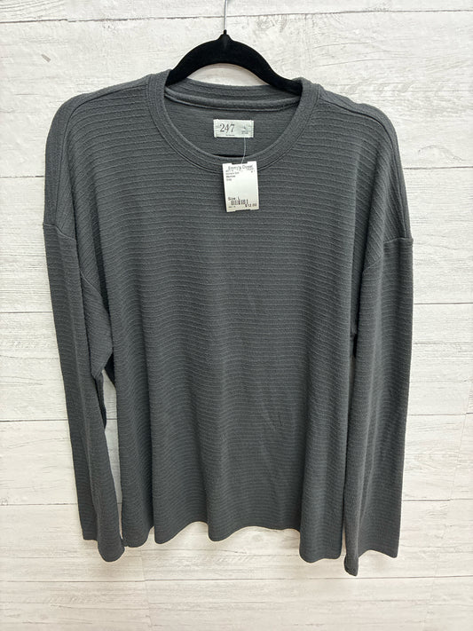 Size L Maurices Grey Womens Shirt
