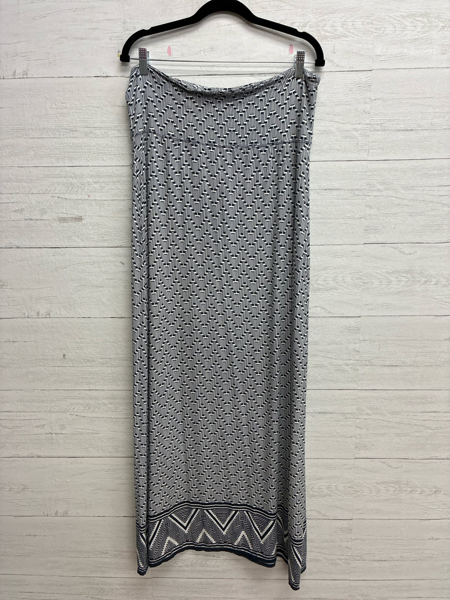 Size XL Max Studio Navy Skirt