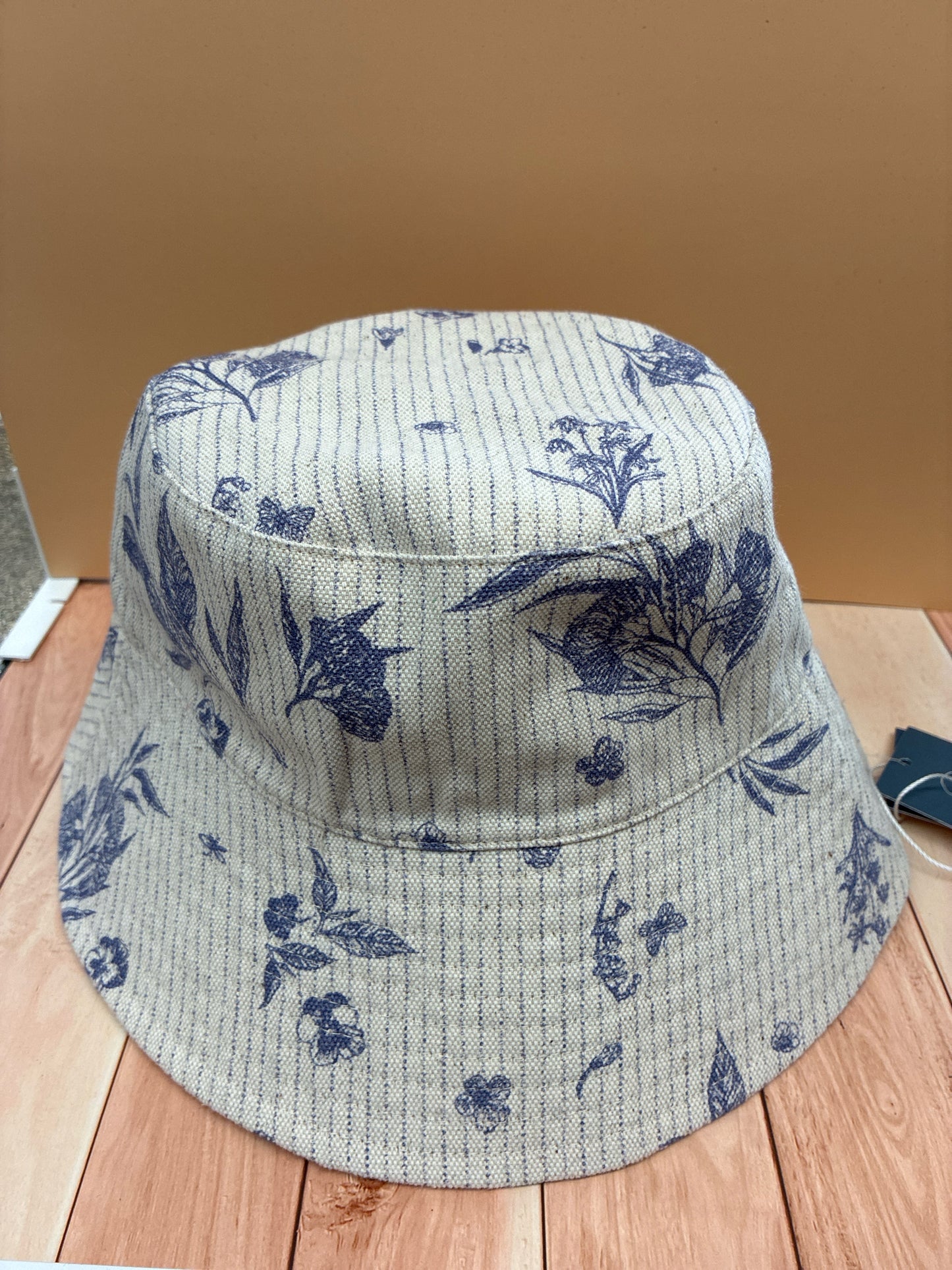 Size One Size Universal Threads Purple Womens Hat
