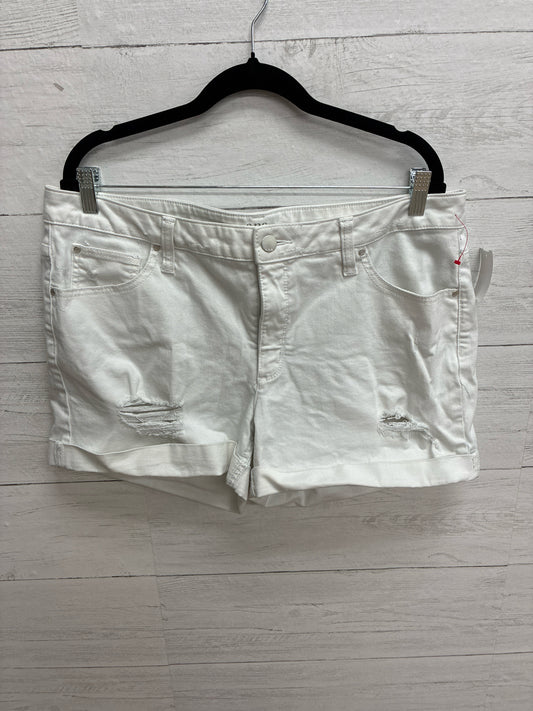 Size 16 a.n.a White Womens Shorts