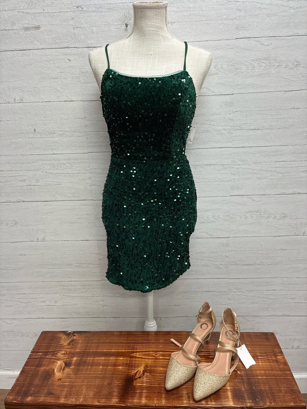 Size 2 N/A Green Gown/Evening Wear