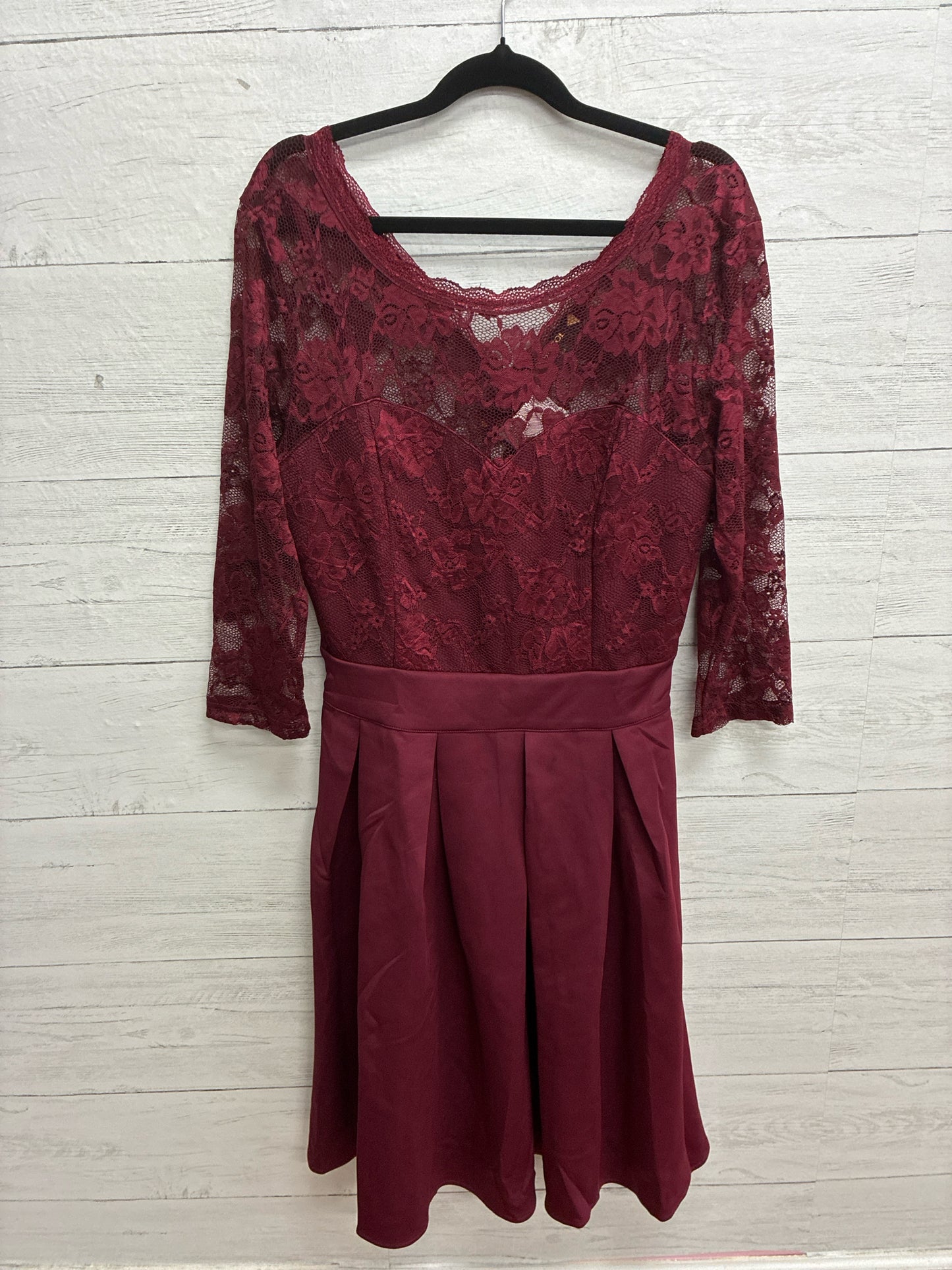 Size L Miusol maroon GOWN